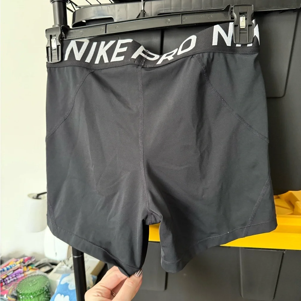 Nike Dri-FIT Spandex Shorts - Picture 3 of 7